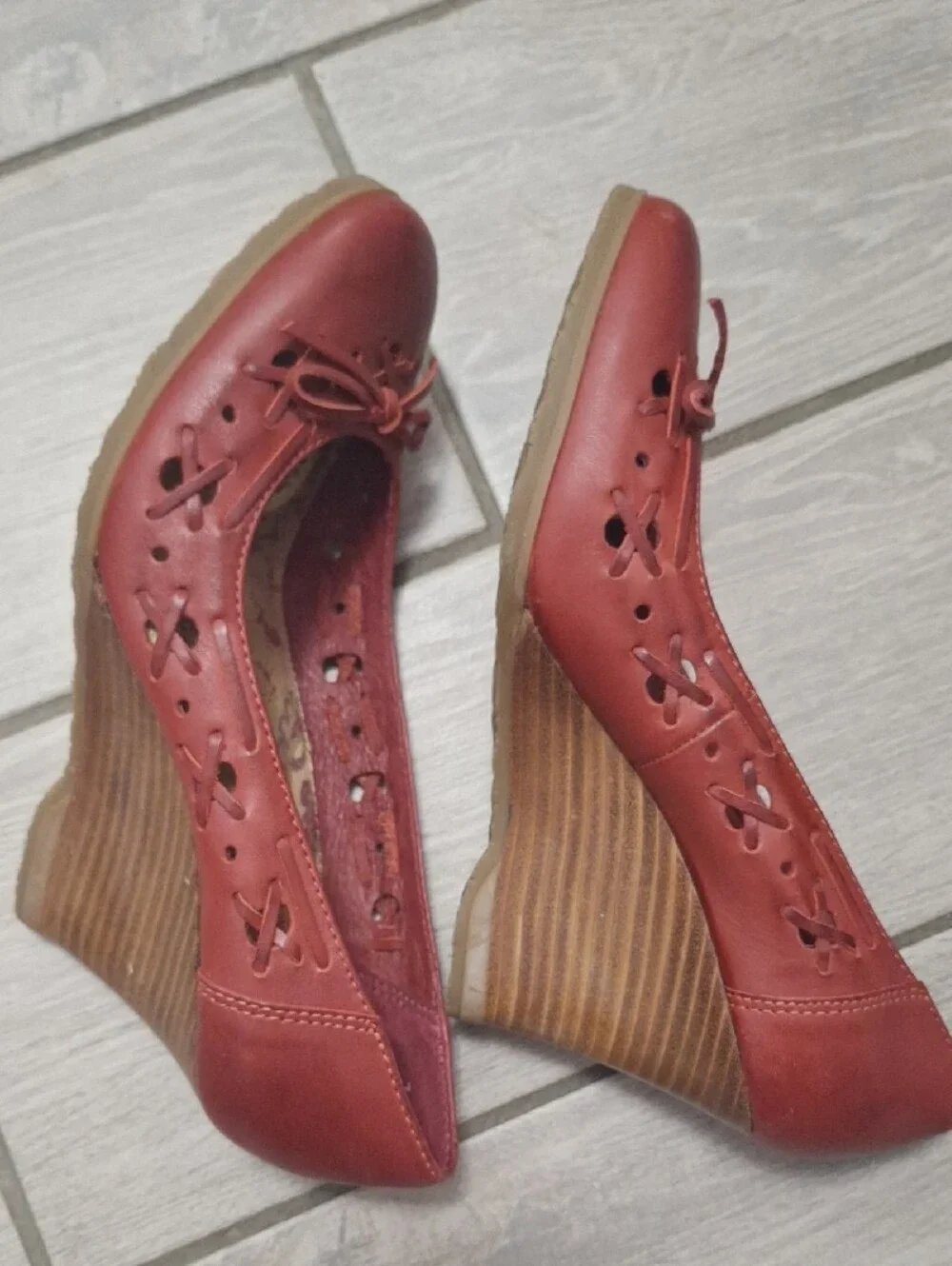 Seychelles Red Leather Wedge Heels with Bow